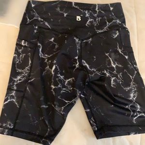 Buffbunny marble bike shorts